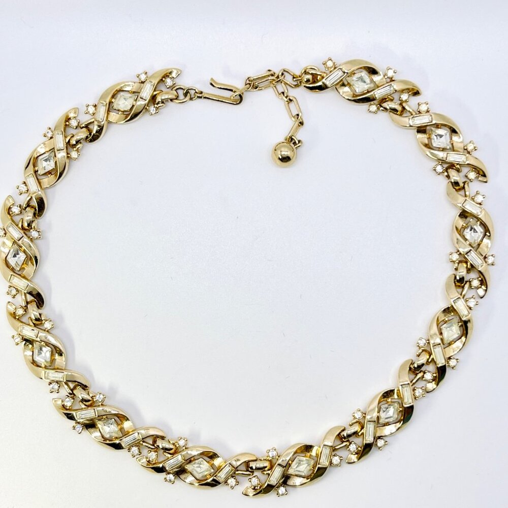 Vtg Trifari © Rhinestone Necklace Gold Tone Choker Crystal Baguette Link Collar